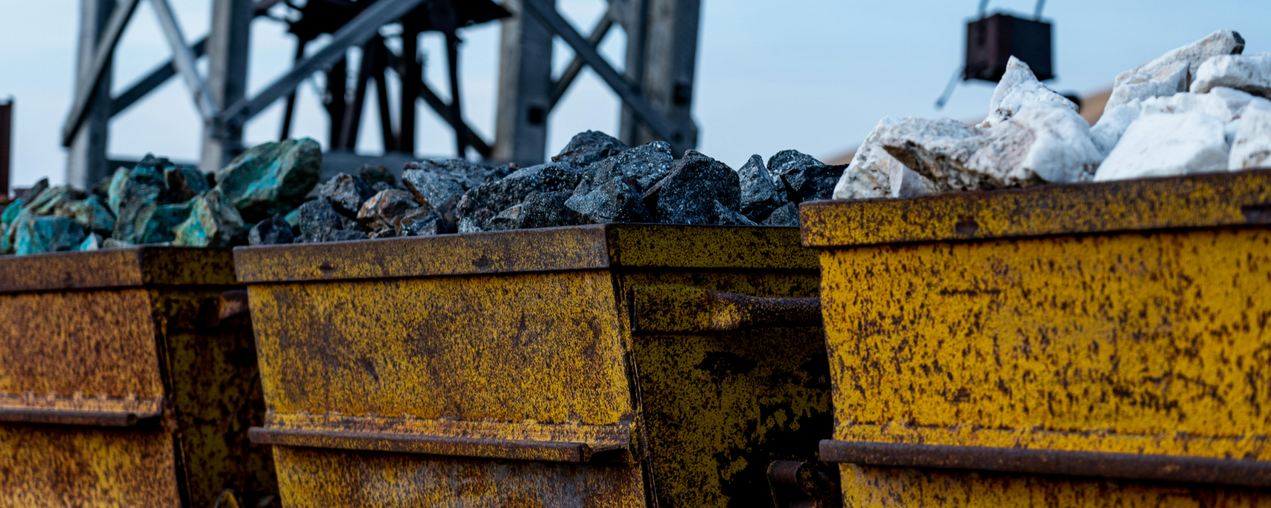 Minerais Críticos: A América Latina diante da Nova Corrida pelos Recursos Estratégicos